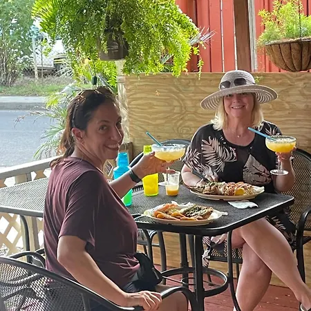 Naniqui Cottage - Only Adults -Parking Golf Car Only-No Electric Bikes-2